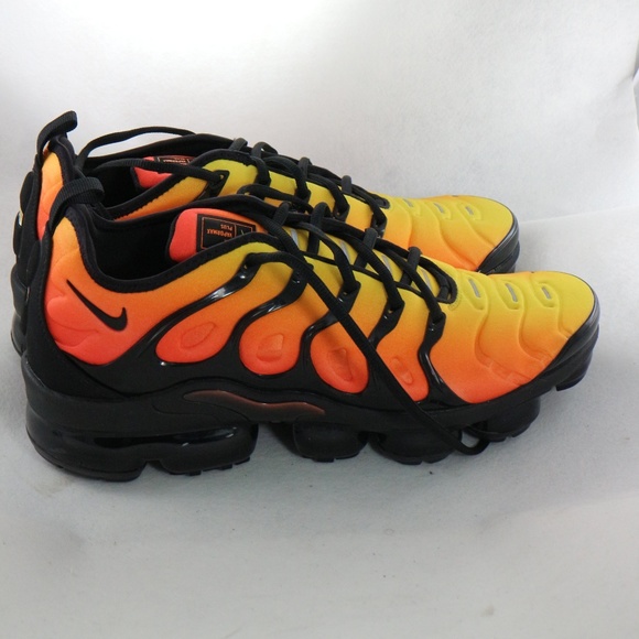 SOLD! NIKE VaporMax Plus Sunset Sneakers Deadstock - Picture 7 of 8